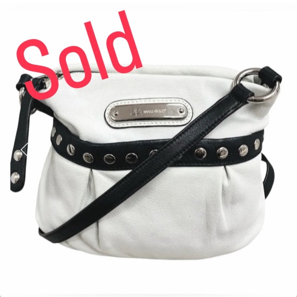 b. makowsky Handbags - SOLD
🌟B Makowski Leather Crossbody Bag🌟